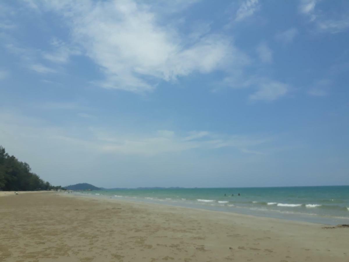 Mae Rampung Beach House คาราโอเกะและสระเด็ก رايونغ المظهر الخارجي الصورة